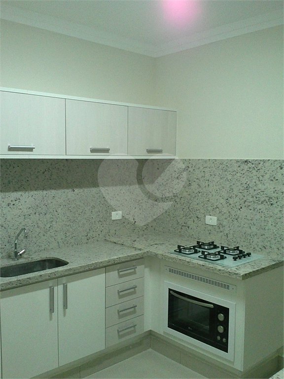 Casa à venda com 3 quartos, sendo 1 suíte, no condomínio Lago da Serra, Araçoiaba da Serra - SP