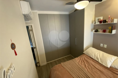 Apartamento à venda com 2 quartos, sendo 1 suíte,  em Vila Monumento, São Paulo, SP