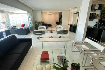 Apartamento à venda com 3 suítes em Vila Romana, São Paulo, SP