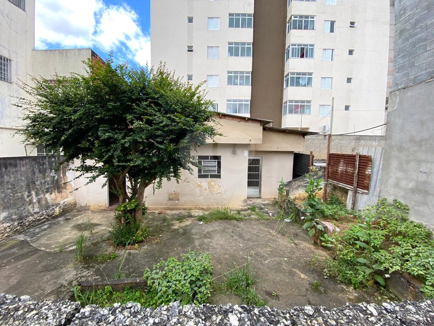 Casa Térrea à venda com 4 quartos em Vila Mazzei, São Paulo, SP