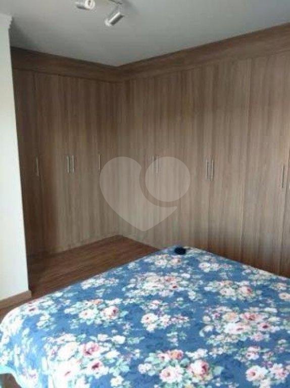 Sobrado à venda com 3 suítes em Vila Constança, São Paulo, SP