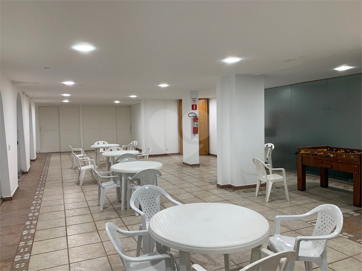 Apartamento à venda com 3 quartos, sendo 1 suíte,  em Jardim Marajoara, São Paulo, SP