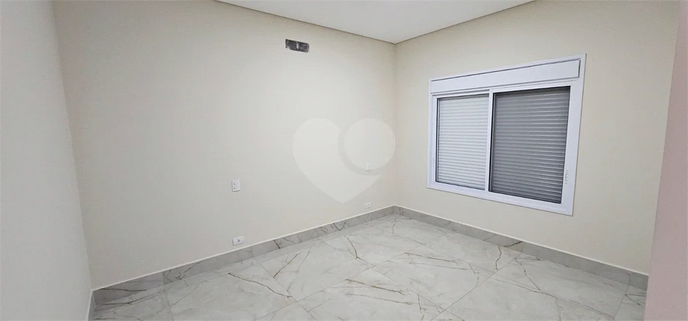Casa à venda com 3 Suítes em Condomínio - Piracicaba/SP