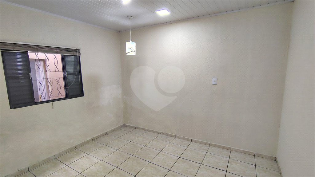 Casa à venda com 2 quartos em Vila Hortência, Sorocaba, SP