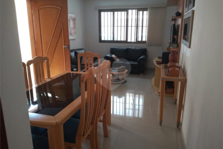Casa à venda com 3 quartos, sendo 1 suíte, em Jardim Pirajussara, São Paulo, SP