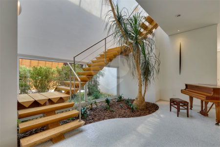 Casa à venda com 5 suítes em Alto da Boa Vista, São Paulo, SP