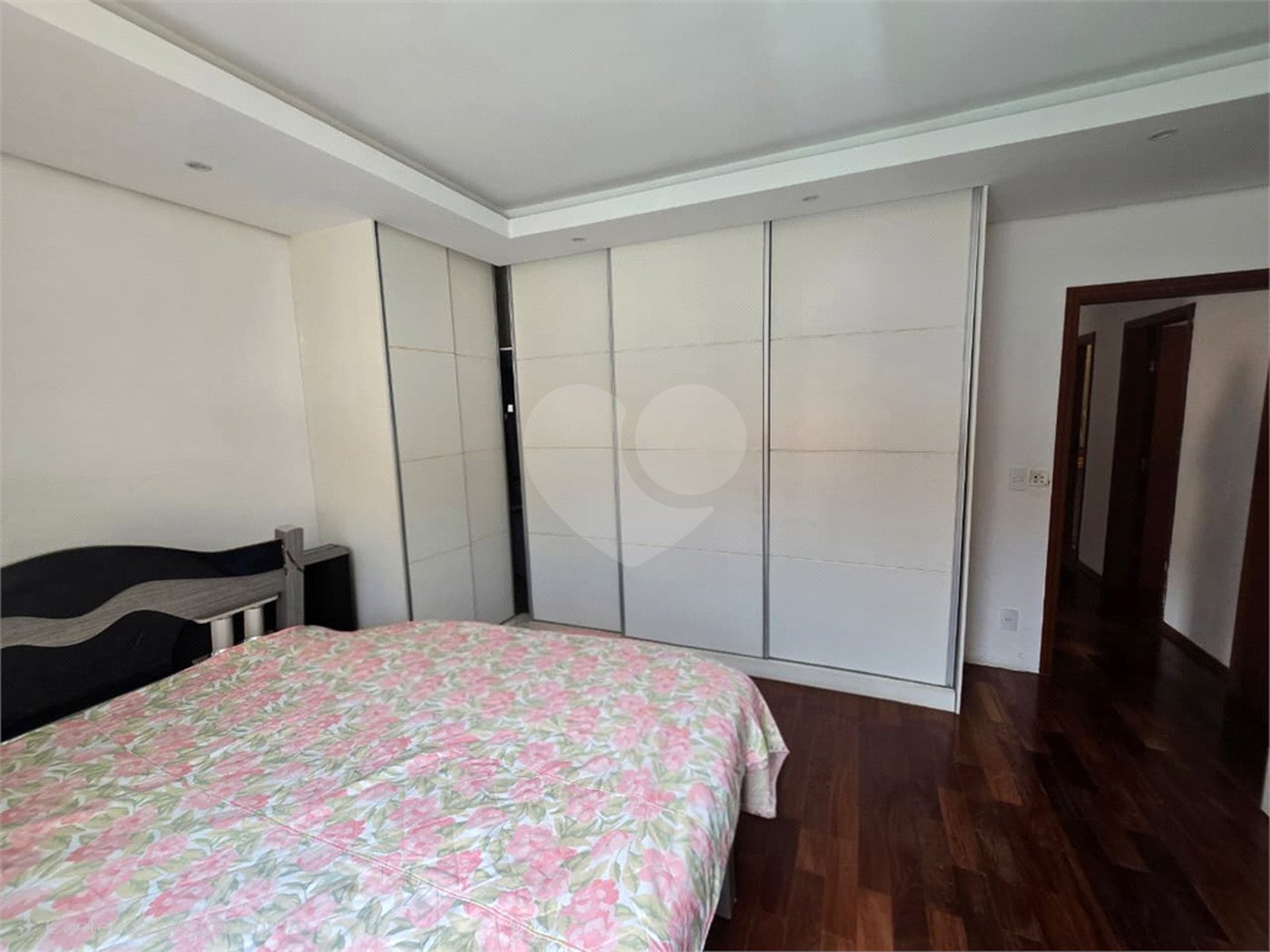 Casa à venda com 3 quartos, sendo 1 suíte,  em Jardim Shangri-lá, Itapetininga, SP