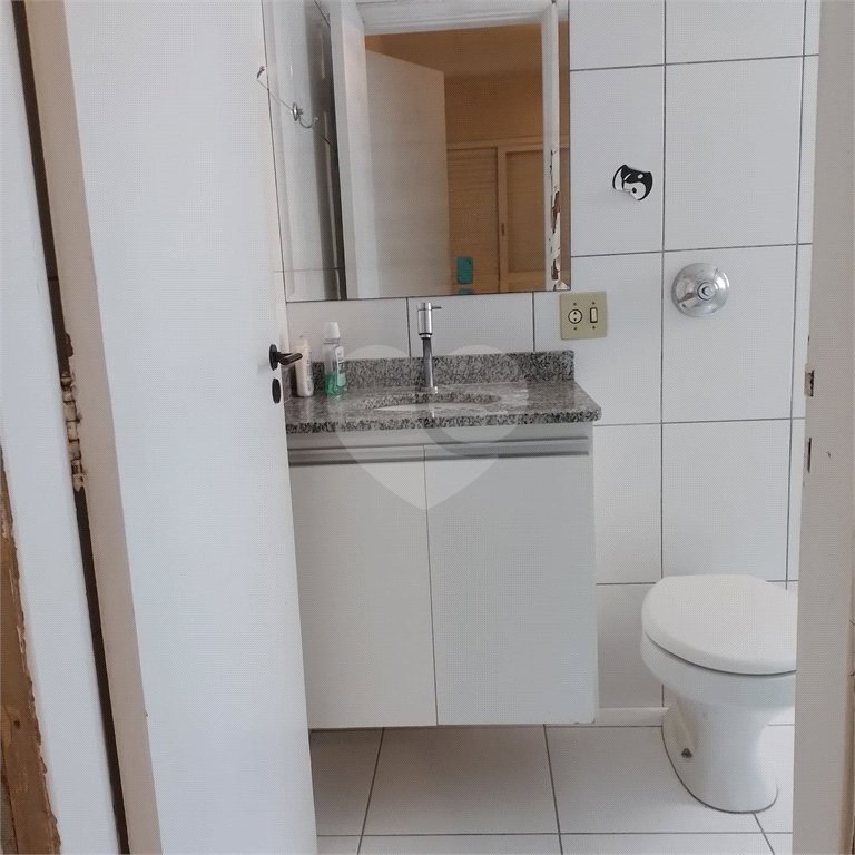Apartamento à venda com 3 quartos, sendo 1 suíte,  em Pinheiros, São Paulo, SP