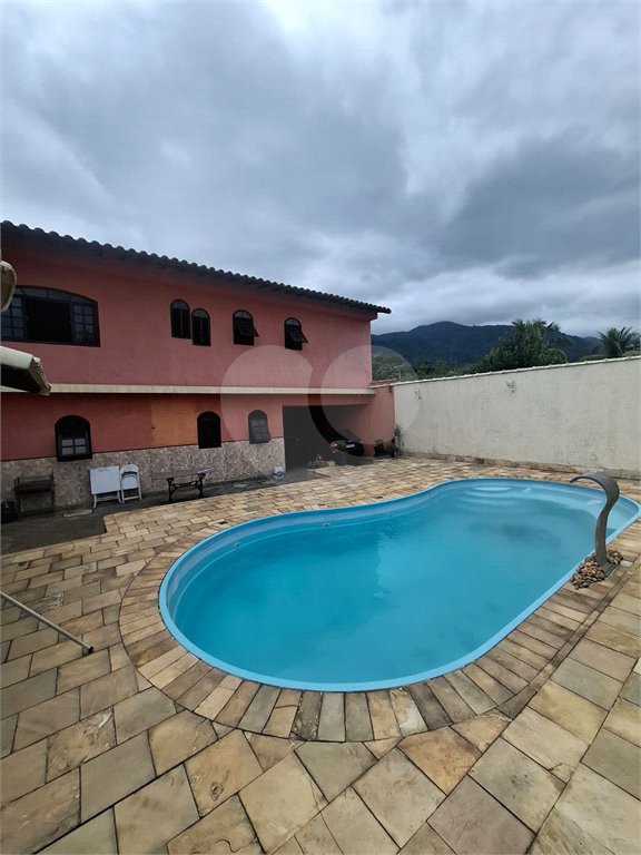 Casa à venda com 3 quartos, sendo 1 suíte, em Campo Grande, Rio de Janeiro, RJ