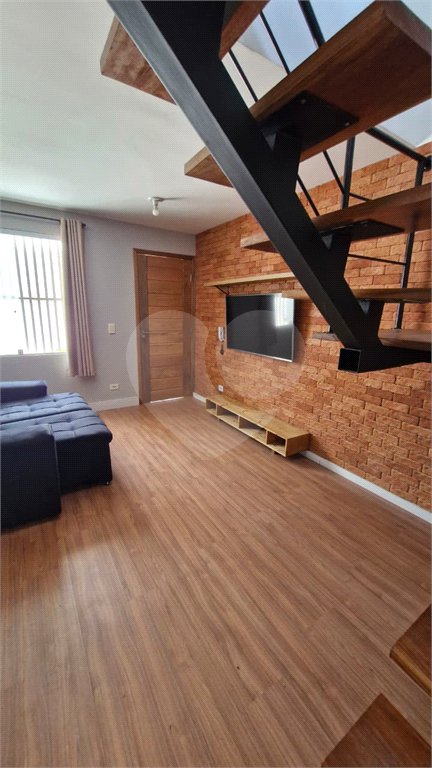 Casa à venda com 2 quartos, sendo 1 suíte, no condomínio A.m.costa, São Paulo - SP