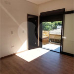 Casa à venda com 4 suítes no condomínio Figueira Garden, Atibaia - SP