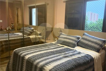 Apartamento à venda com 3 quartos, sendo 1 suíte, em Vila Gomes Cardim, São Paulo, SP