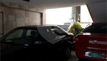 Sobrado à venda com 3 quartos, sendo 1 suíte, em Jardim Santa Mena, Guarulhos, SP