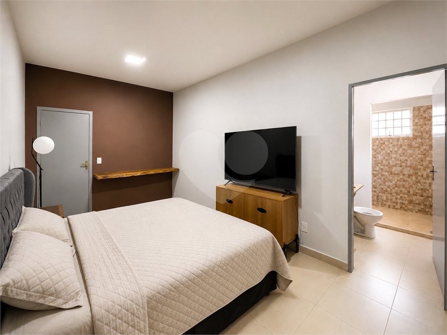 Casa Térrea à venda com 3 quartos, sendo 1 suíte, no Centro, Chapada dos Guimarães, MT