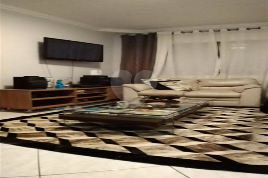 Casa de Vila à venda com 4 quartos, sendo 2 suítes, em Vila Guilherme, São Paulo, SP