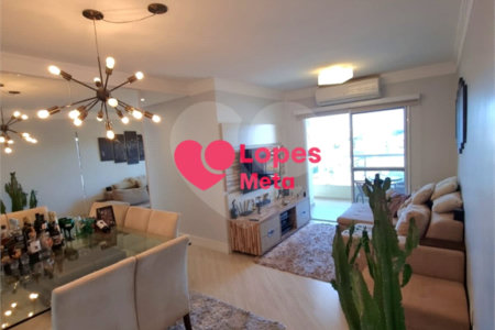 Apartamento à venda com 3 quartos, sendo 1 suíte, em Jardim das Indústrias, São José dos Campos, SP