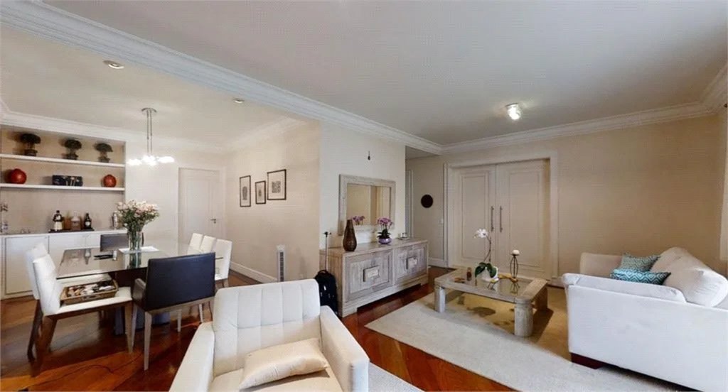 Apartamento à venda com 3 quartos, sendo 2 suítes, em Vila Suzana, São Paulo, SP