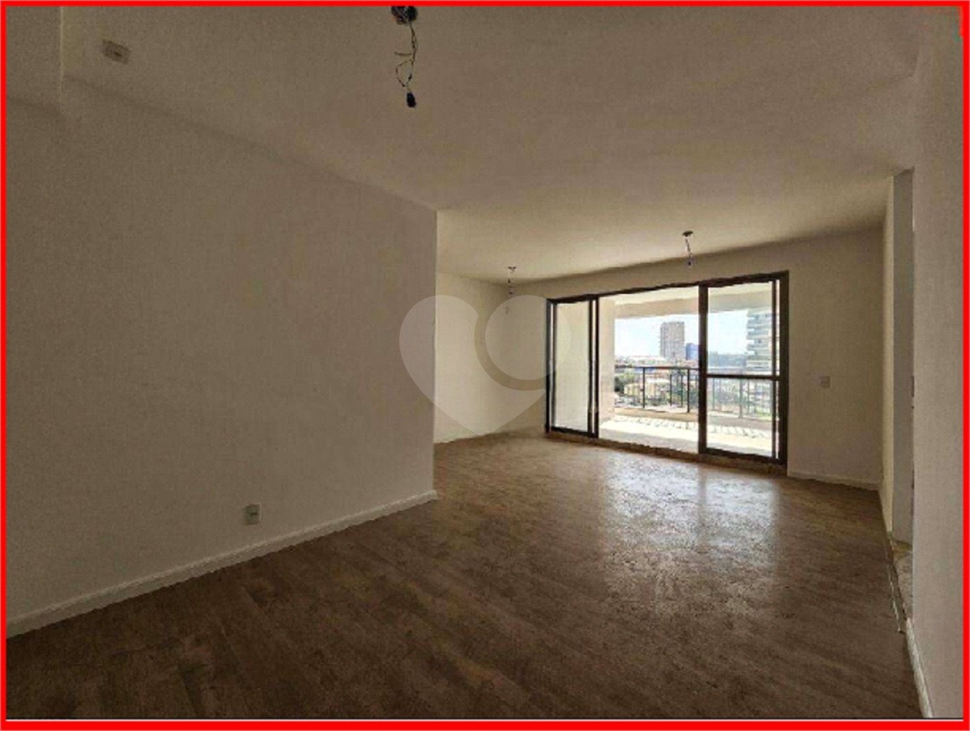 Apartamento à venda com 4 quartos, sendo 3 suítes,  em Santa Teresinha, São Paulo, SP