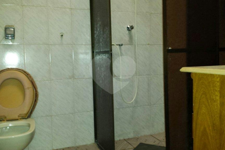Casa à venda com 3 quartos, sendo 1 suíte, em Itaquera, São Paulo, SP