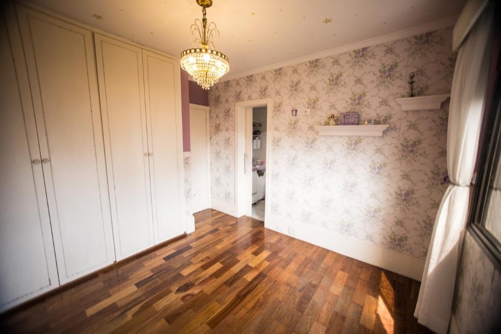 Apartamento à venda com 4 quartos, sendo 3 suítes, em Vila Andrade, São Paulo, SP