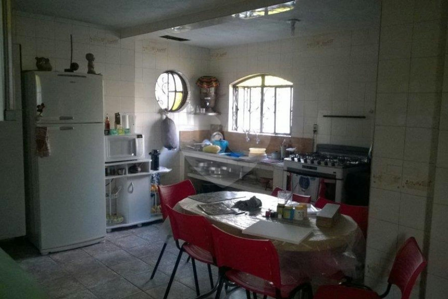 Casa à venda com 4 quartos, sendo 1 suíte,  em Santana, São Paulo, SP