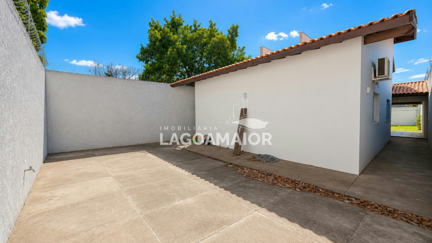 Casa à venda com 3 quartos, sendo 1 suíte, em Jardim Alvorada, Três Lagoas - MS