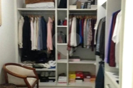 Condomínio à venda com 4 quartos, sendo 2 suítes, em Colinas do Paratehy, Mogi das Cruzes, SP