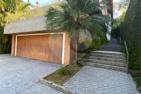 Casa à venda com 3 suítes em Fazenda Morumbi, São Paulo, SP