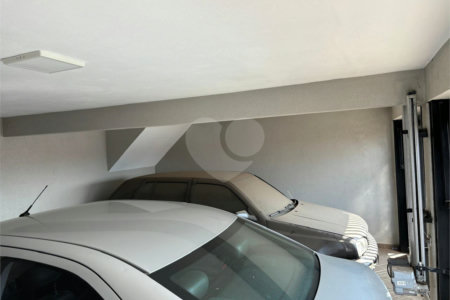 Casa à venda com 3 quartos, sendo 1 suíte, no Centro, Salto, SP