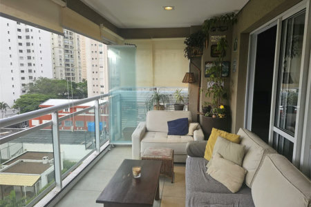 Apartamento para alugar com 2 quartos, sendo 1 suíte, em Jardim das Acácias, São Paulo, SP