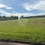 Terreno à venda no condomínio Village Saint Charbel, Araçoiaba da Serra - SP