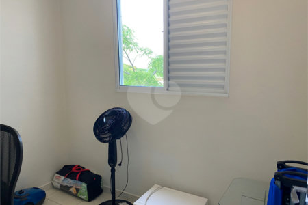 Apartamento à venda com 3 quartos em Vila dos Remédios, São Paulo, SP