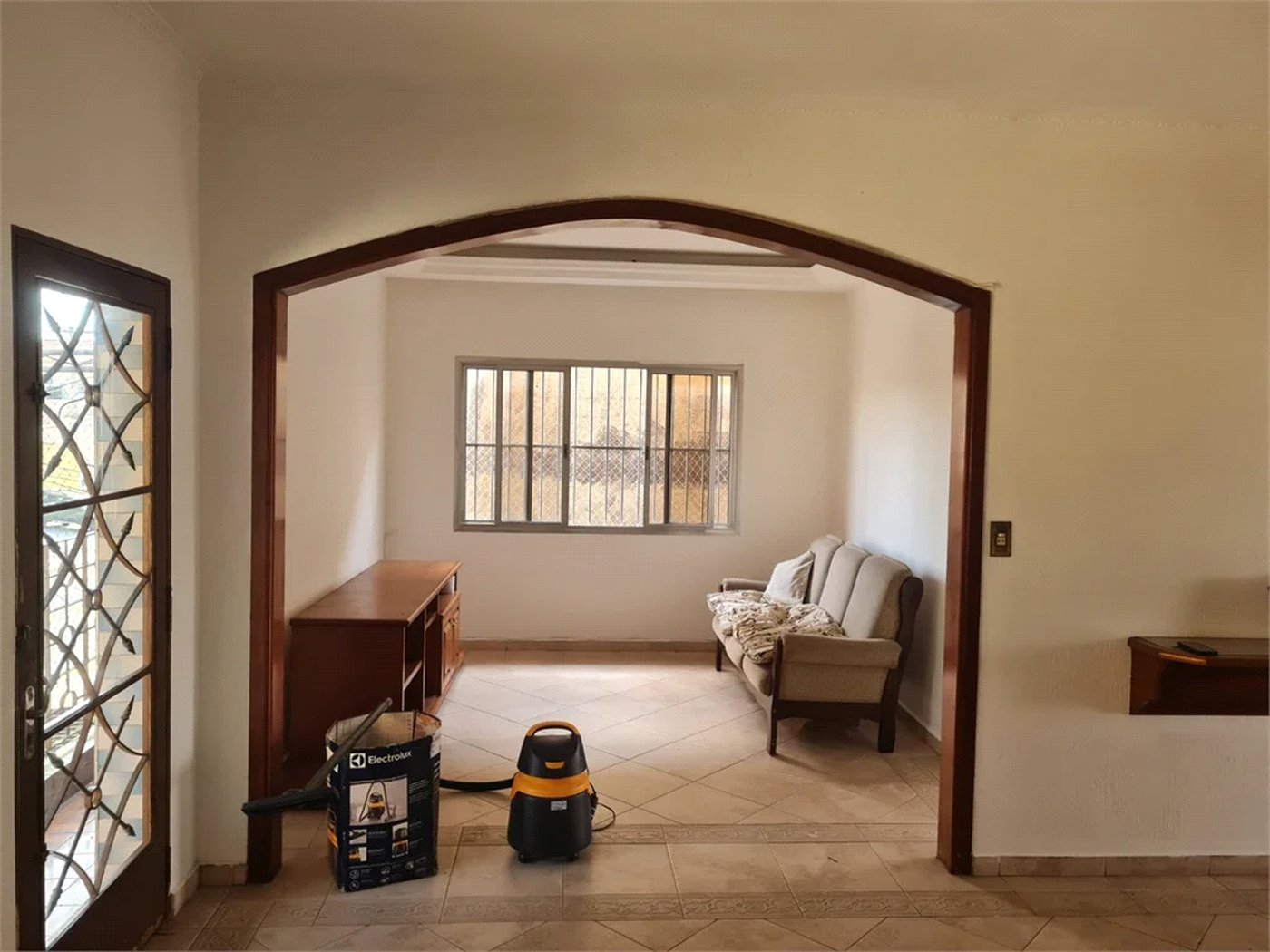 Sobrado à venda com 2 quartos, sendo 1 suíte, em Jardim Ivana, São Paulo, SP