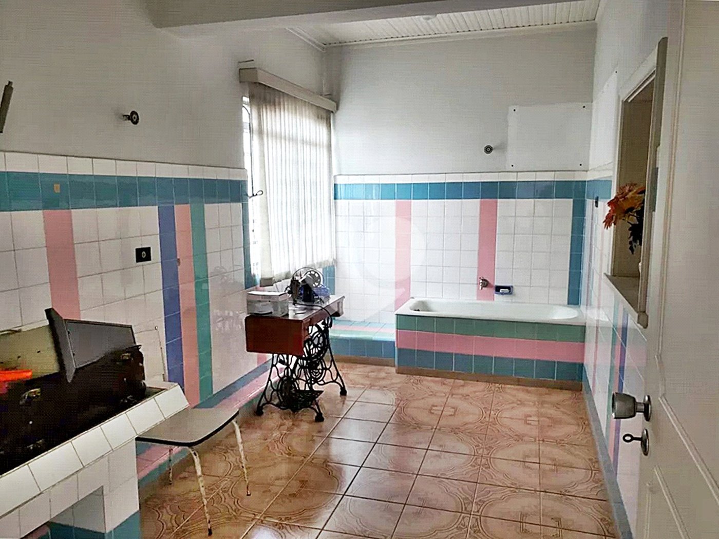 Sobrado à venda com 4 quartos em Vila Nova Cachoeirinha, São Paulo, SP