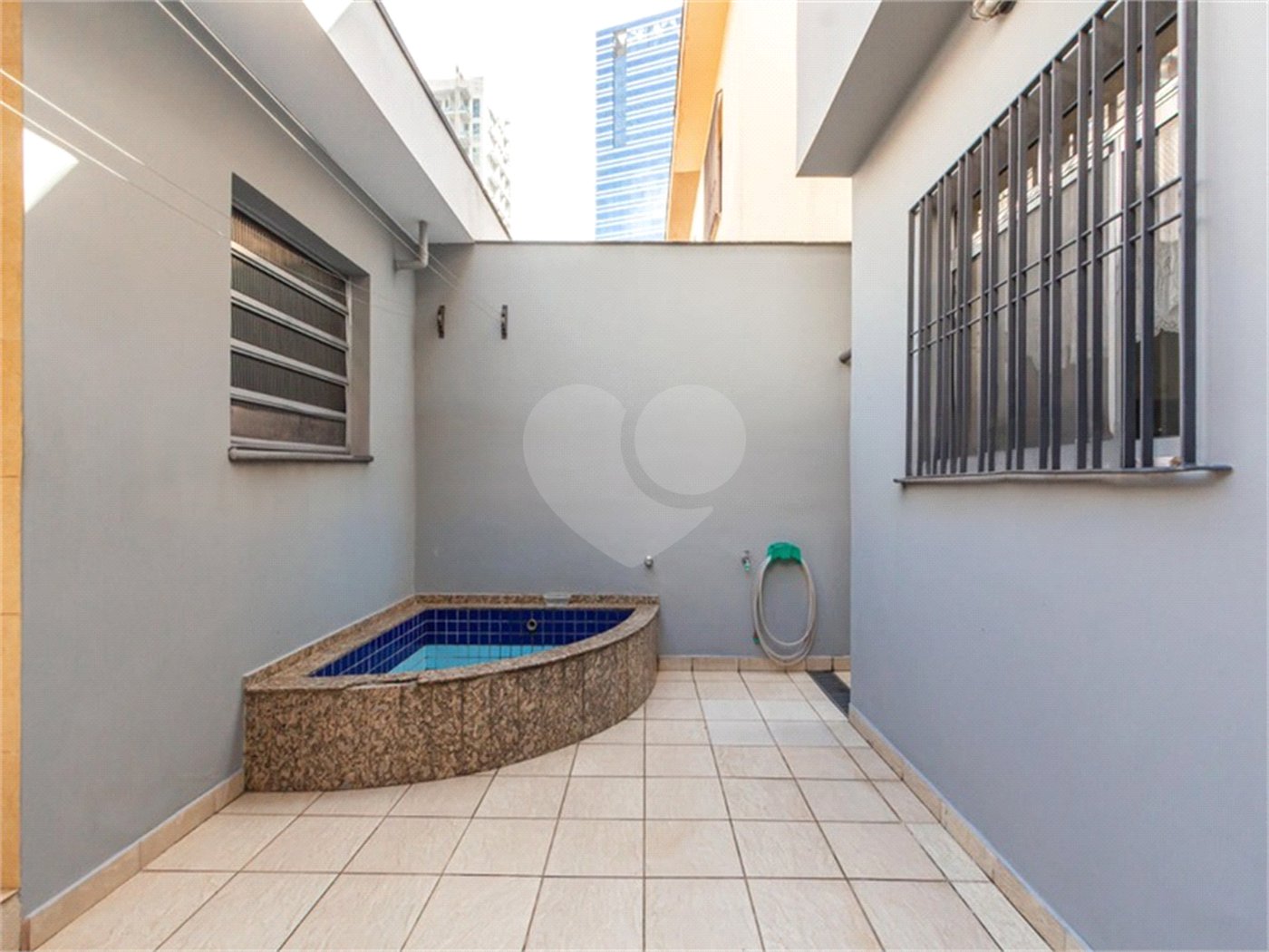 Sobrado à venda com 3 quartos, sendo 1 suíte, em Chácara Santo Antônio, São Paulo, SP