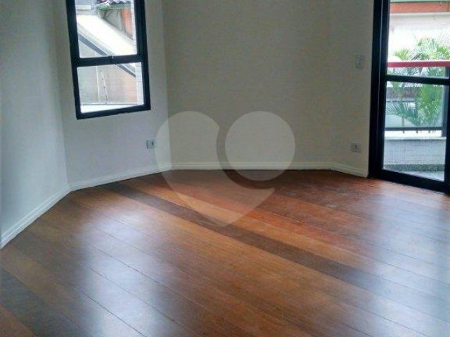 Apartamento à venda com 3 quartos, sendo 1 suíte, em Santana, São Paulo, SP
