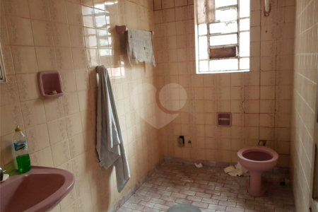 Casa à venda com 3 quartos em Jardim Helena, Ferraz de Vasconcelos, SP
