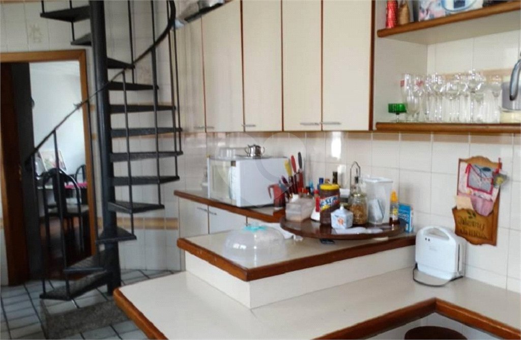 Cobertura à venda ou para alugar com 4 quartos, sendo 2 suítes, em Vila Uberabinha, São Paulo, SP