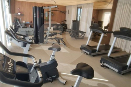 Apartamento com 2 dormitórios e uma suíte, mobilíado no Ibirapuera.