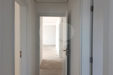 Apartamento à venda com 4 suítes em Real Parque, São Paulo, SP