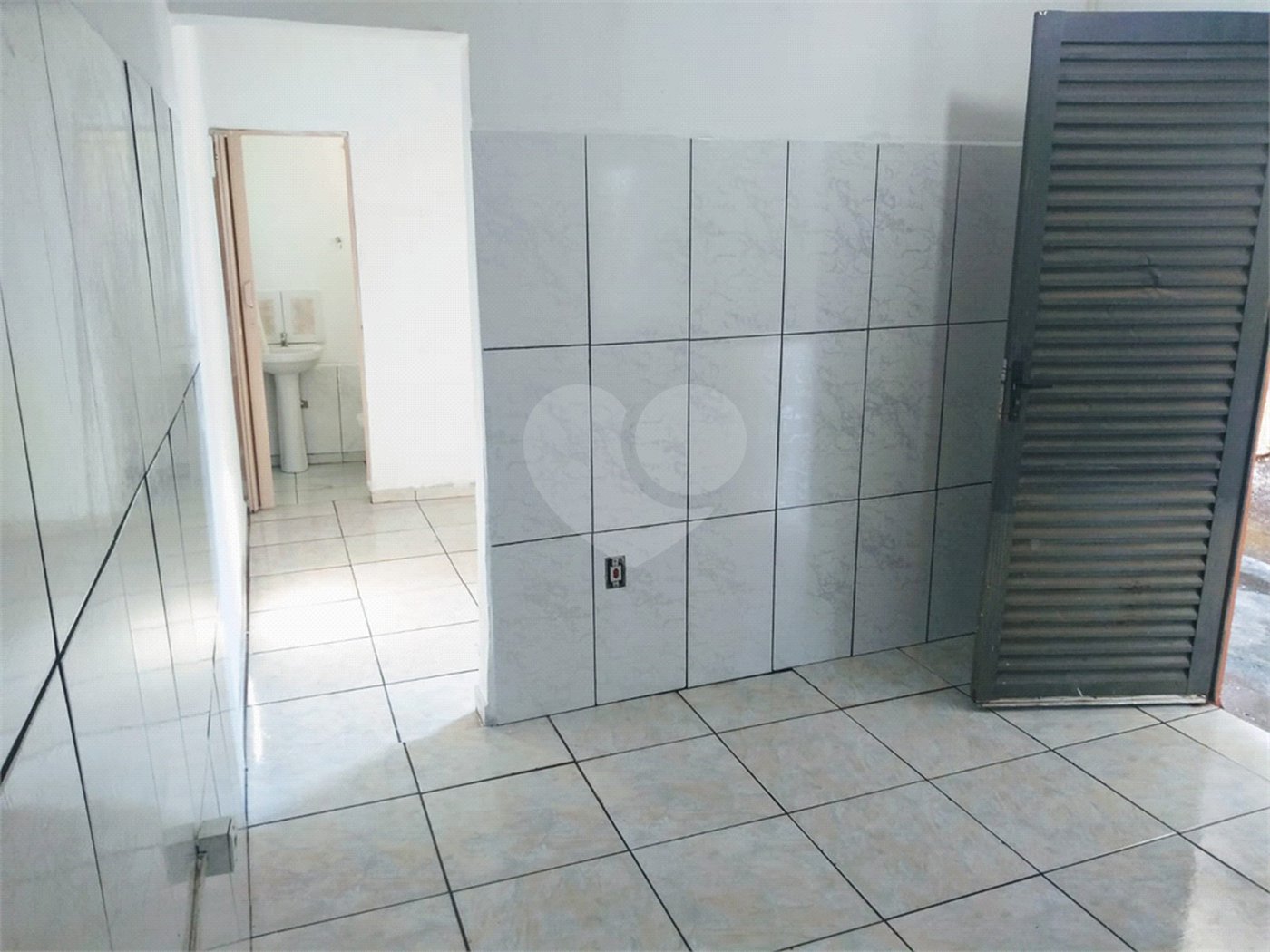 Casa Térrea à venda com 2 suítes em Jardim São Francisco, Mogi das Cruzes, SP
