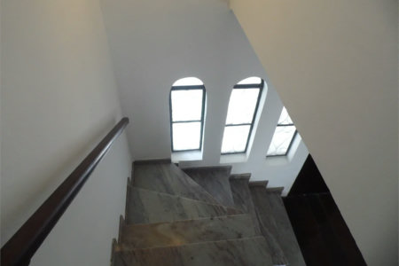 Casa à venda com 5 quartos, sendo 3 suítes, em Vila São Francisco, São Paulo, SP