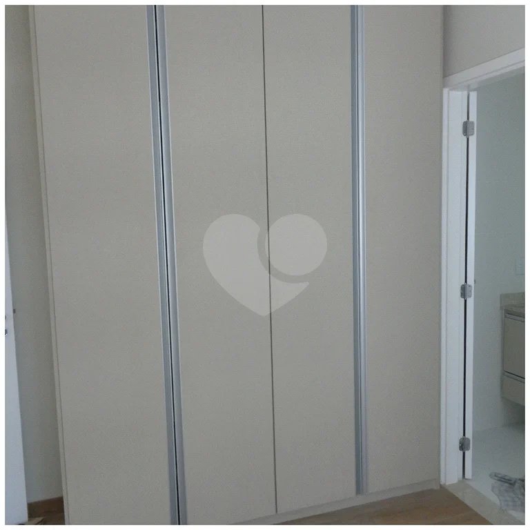 Apartamento de 2 quartos com garagem para alugar em Santa Cecília