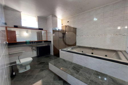 Casa à venda com 4 suítes em City América, São Paulo, SP