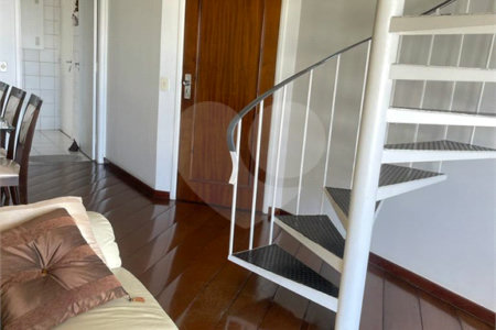 Cobertura à venda com 3 quartos, sendo 1 suíte,  em Vila Suzana, São Paulo, SP