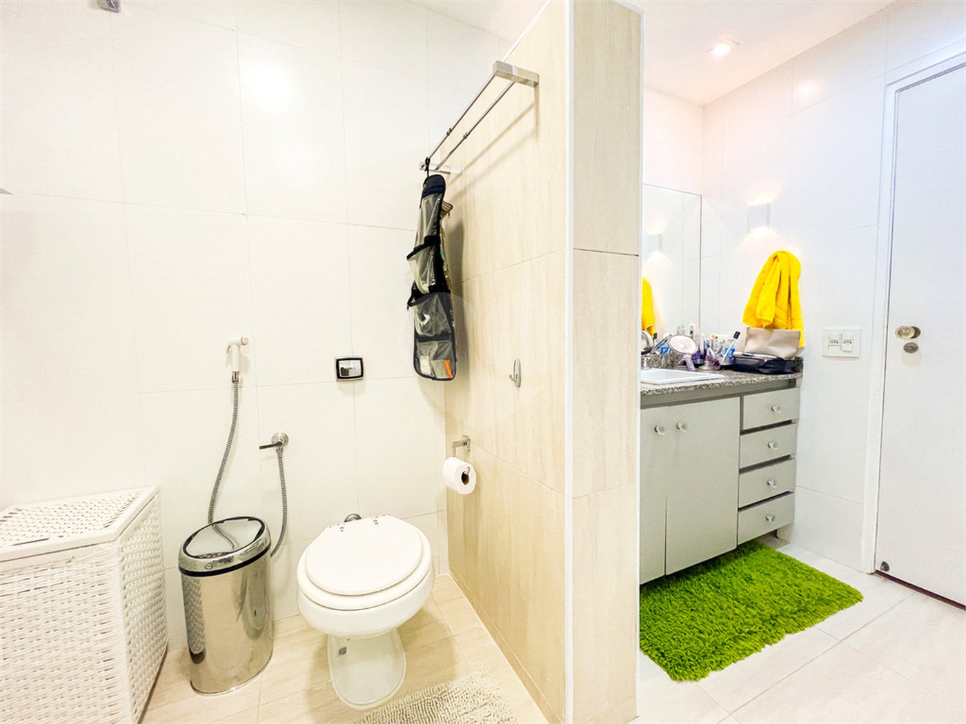 Apartamento à venda com 4 quartos, sendo 1 suíte, em Copacabana, Rio de Janeiro, RJ