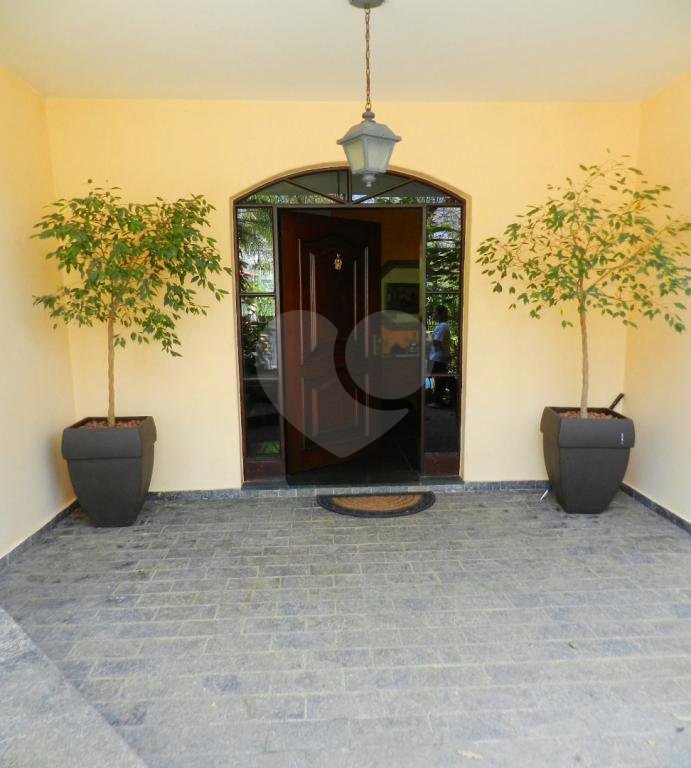 Casa de Vila à venda com 5 quartos, sendo 2 suítes, em Jardim Marajoara, São Paulo, SP