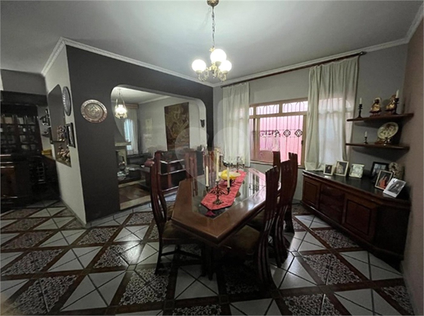 Casa à venda com 4 quartos, sendo 2 suítes, em Vila Rosália, Guarulhos, SP