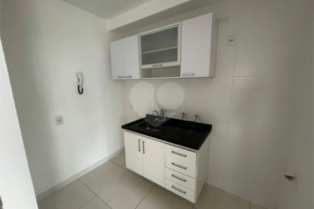 Apartamento à venda com 2 quartos, sendo 1 suíte,  em Vila Aparecida, Itapetininga, SP