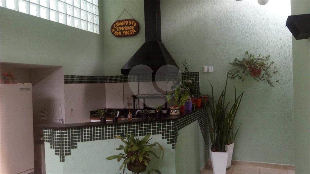Casa à venda com 3 suítes em Jardim Franca, São Paulo, SP